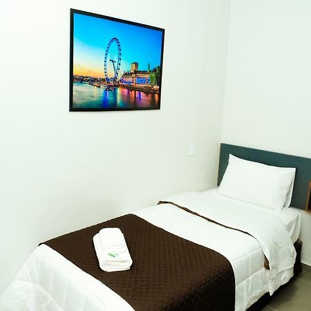 London Executive Hotel Cafelandia  Luaran gambar