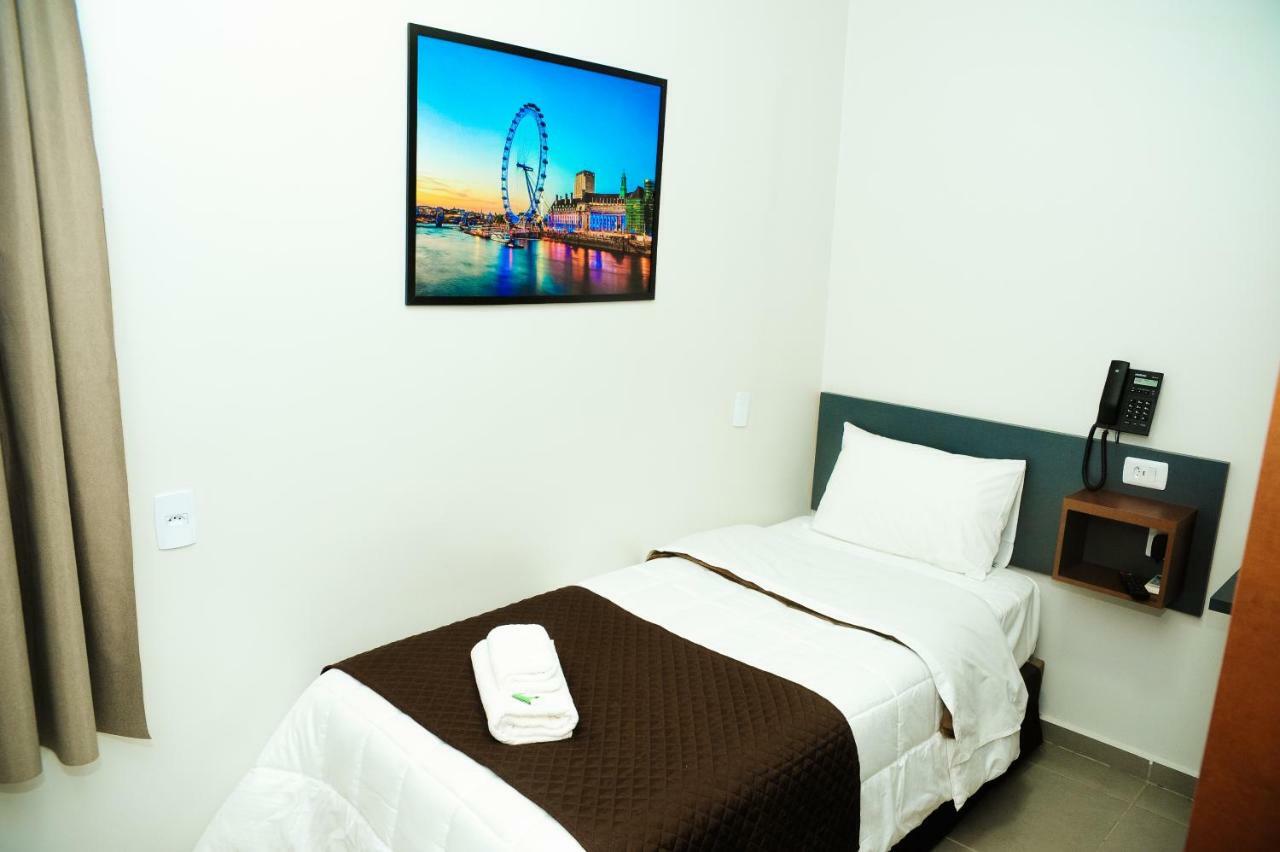 London Executive Hotel Cafelandia  Luaran gambar
