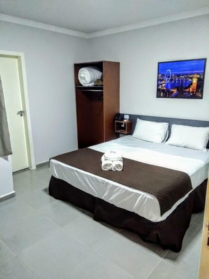 London Executive Hotel Cafelandia  Luaran gambar