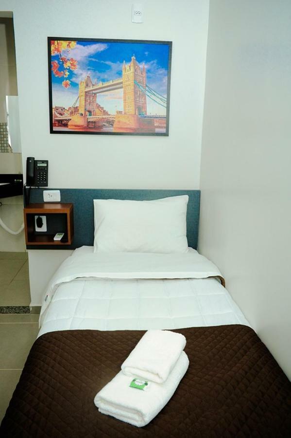London Executive Hotel Cafelandia  Luaran gambar